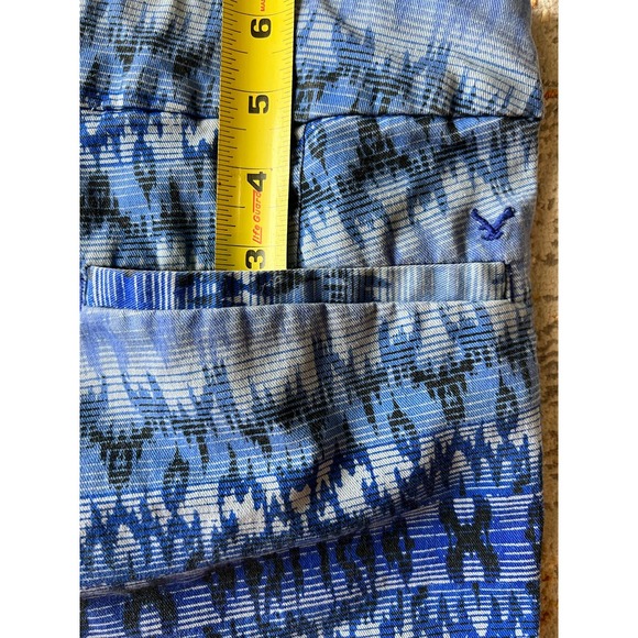 American Eagle Shortie Stretch shorts size 8 Vibrant Blue Black IKAT Pattern - Picture 8 of 11